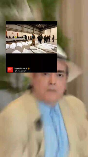 A Abelardo De La Espriella le faltó orinar sobre los cadáveres, menos mal que al parecer no habían mujeres porque les hubiera arrancado los senos para ponerlos en su oficina como trofeo de cazador. Mr. Abelardo De La Espriella, no había necesidad de eso, así no se demuestra el poder.