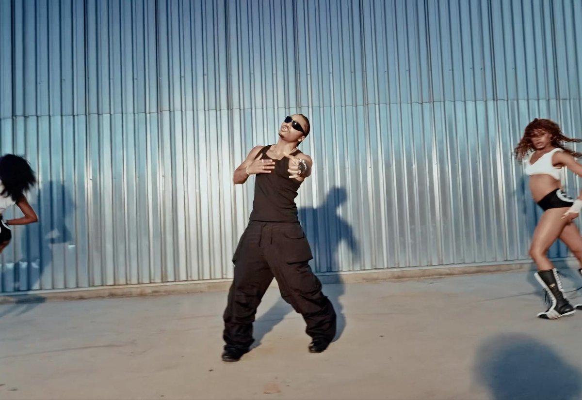 hey miley, i do wanna dance