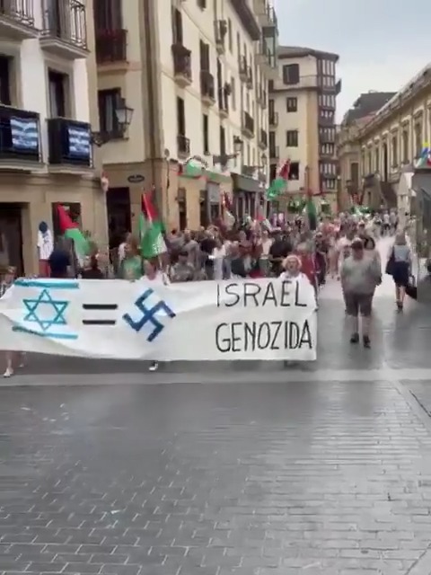 "Insults and discrimination are part of our reality practically every day.” In Spain 🇪🇸, antisemitic incidents rose nearly 15% in 2025, as a Jewish watchdog group warns that hatred is being "normalized". Let's take a look at Spain's history: 🇪🇸Spain in 1492: Expelled, killed, or forcibly converted all Jews. 🇪🇸Spain during the Holocaust: Closely aligned with the Nazis. 🇪🇸Spain after the deadliest attack on Jews since the Holocaust: Accuses Israel of genocide. 🇪🇸Spain last year: Refused to grant asylum to Palestinians fleeing Gaza. 🇪🇸Spain after recognizing a Palestinian state: Refused to move its embassy to the Palestinian territories because its diplomats didn’t want to give up the “standard of living and security” they enjoyed in Israel. 🇪🇸Spain last summer: Called the police to remove 50 French Jewish teenagers from a Vueling flight after hearing one word in Hebrew. 🇪🇸Spain in March: Officially withdrew its ambassador from Israel, but left its embassy in Tehran. 🇪🇸Spain in July: Marchers equate the Nazi swastika with the Star of David they used to mark their Jewish victims. Has Spain ever been safe for Jews?