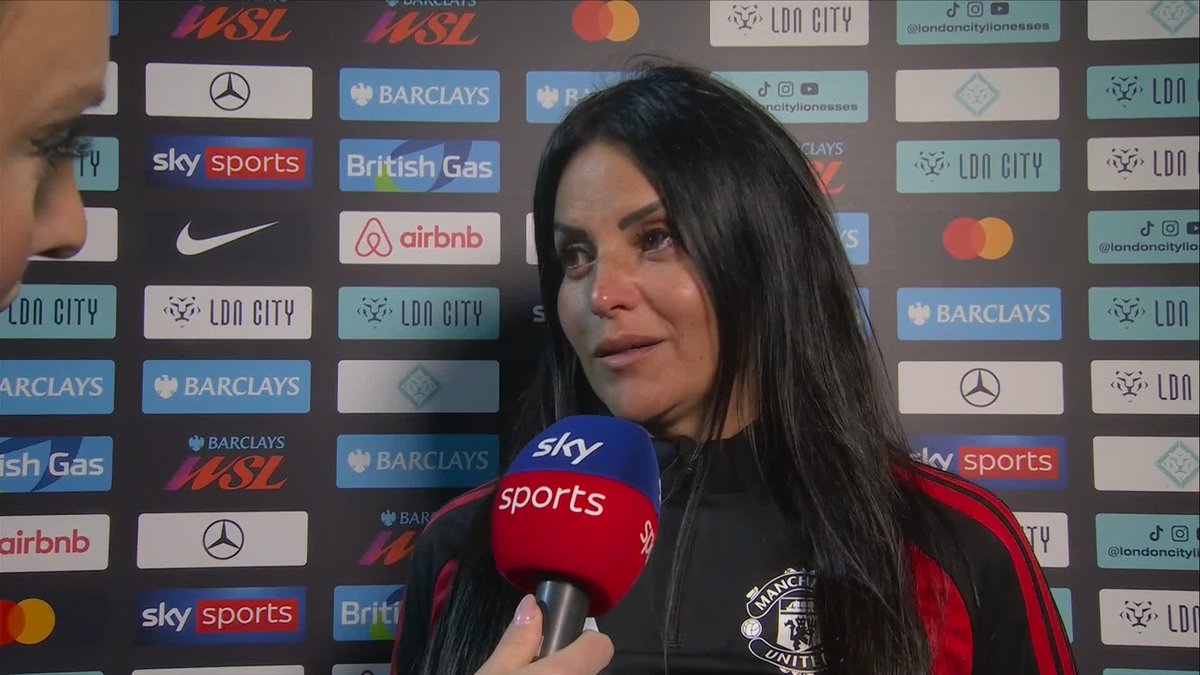 "The players were nervous, without confidence" 😬 Eva Olid on Manchester United's performance against London City Lionesses👇