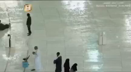 " والله، ما رأينا الخير إلا من الله، ولا الجبر إلا من الله، ولا وجدنا الراحة إلا بالقرب من الله، ولا عرفنا حسن التدبير إلا من الله! فكيف نخاف ونقلق، وأمورنا كلها، وحاجاتنا ومستقبلنا بيده سبحانه؟ ونحن نعلم أننا لن نجد ألطف، ولا أحنّ، ولا أكرم علينا من الله ".❤️