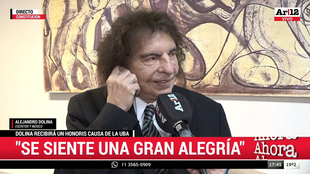 [AHORA] Antes de recibir el honoris causa por parte de la UBA, Alejandro Dolina conversó con Argentina|12 y dejó esta emotiva reflexión. "La condición humana es trágica. Y ante cualquier alegría, necesita que no te olvides de esa condición. Me alegro de no poder disfrutar enteramente de una alegría, porque quizá esa capacidad de tristeza ennoblece", afirmó. Sumate al vivo👉