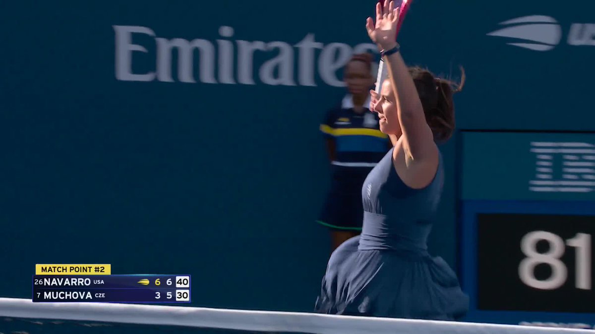 The Emma Navarro renaissance 🇺🇸 A semifinalist in 2024, she takes out No.7 seed Muchova 6-3, 7-5 for her best Grand Slam win in two years!