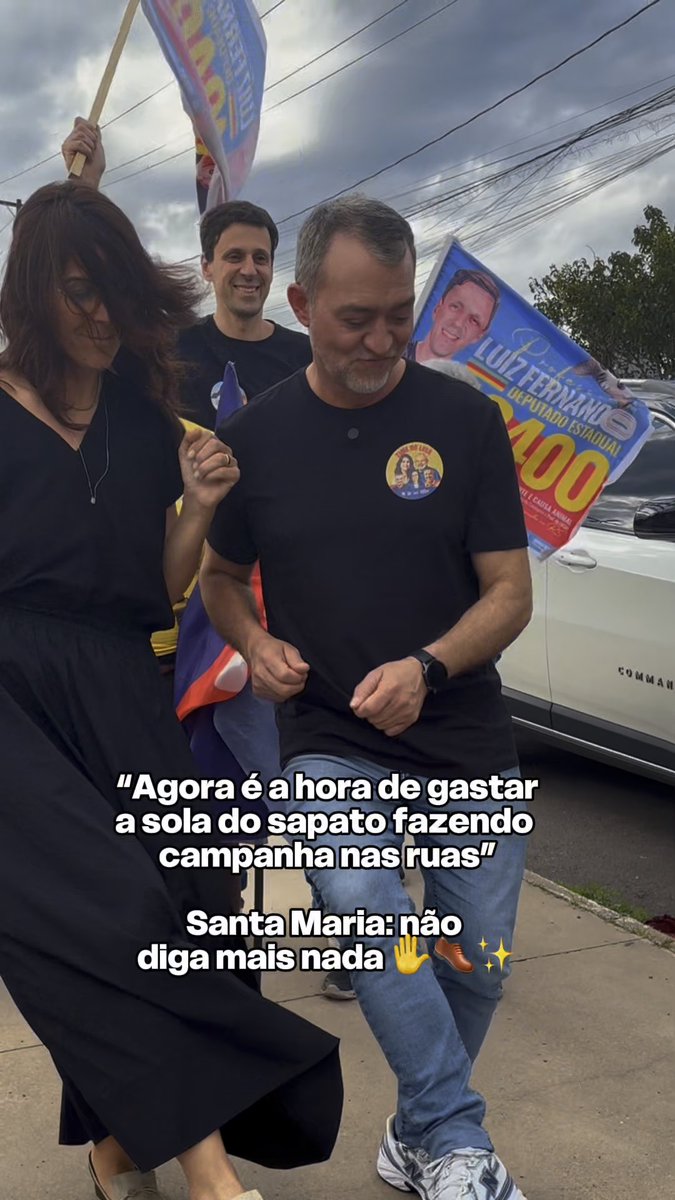Hoje foi dia de gastar a sola do sapato em Santa Maria 👞✨ Eu, Edegar Pretto, Valdeci Oliveira, Valdir Oliveira, Helen Cabral, Sidi Cardoso, Marina Callegaro e Graziela Marafiga andamos conversando com o povo nos bairros Tancredo Neves, Nova Santa Marta e centro. Que dia lindo de sol e muita energia boa nessa terra! Santa Maria vai eleger Lula presidente, Juliana Brizola e Edegar Pretto governadora e vice, eu e Paulo Pimenta 1️⃣3️⃣1️⃣ 🌶️ senadores e uma bancada de luta pra defender nosso estado e nosso país! Bora que temos 29 dias pra mobilizar nossa turma e gastar a sola dos nossos sapatos 🫶