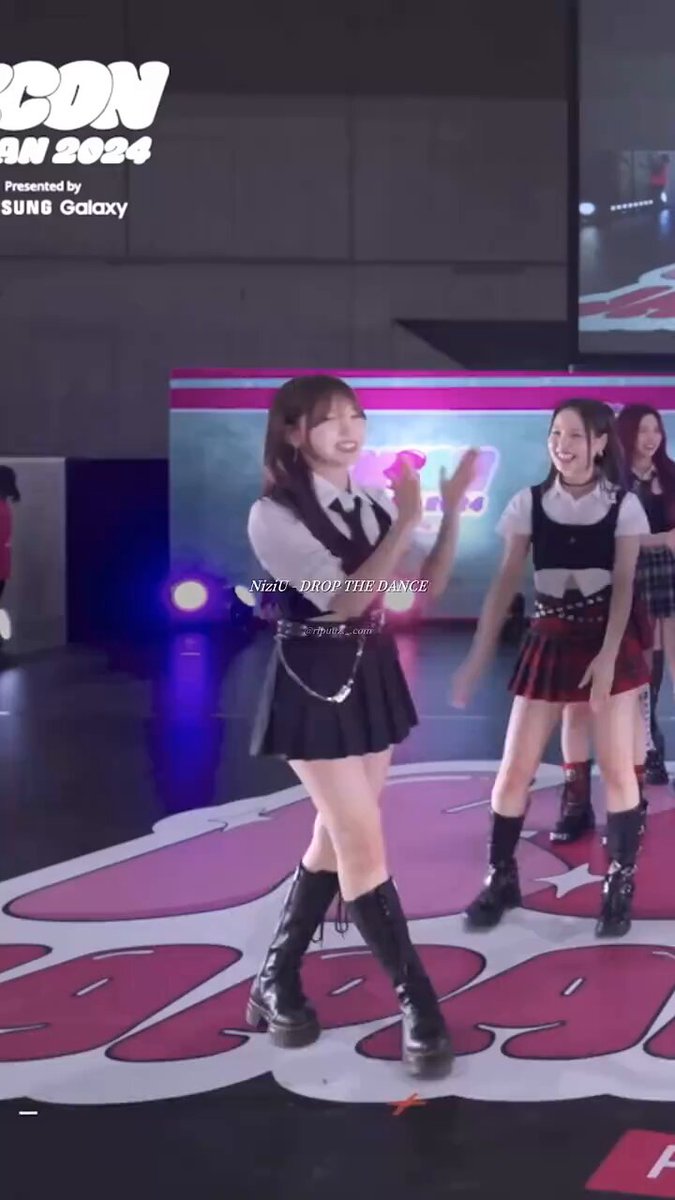 1年前にバズったNiziUのランダムダンス！！︎ MAYUKAがバリかわいいｗｗ