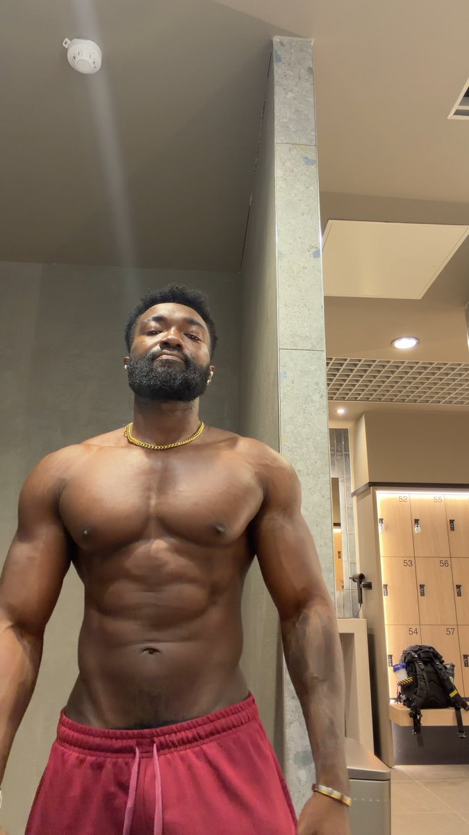 Late night gym sessions always hit hard