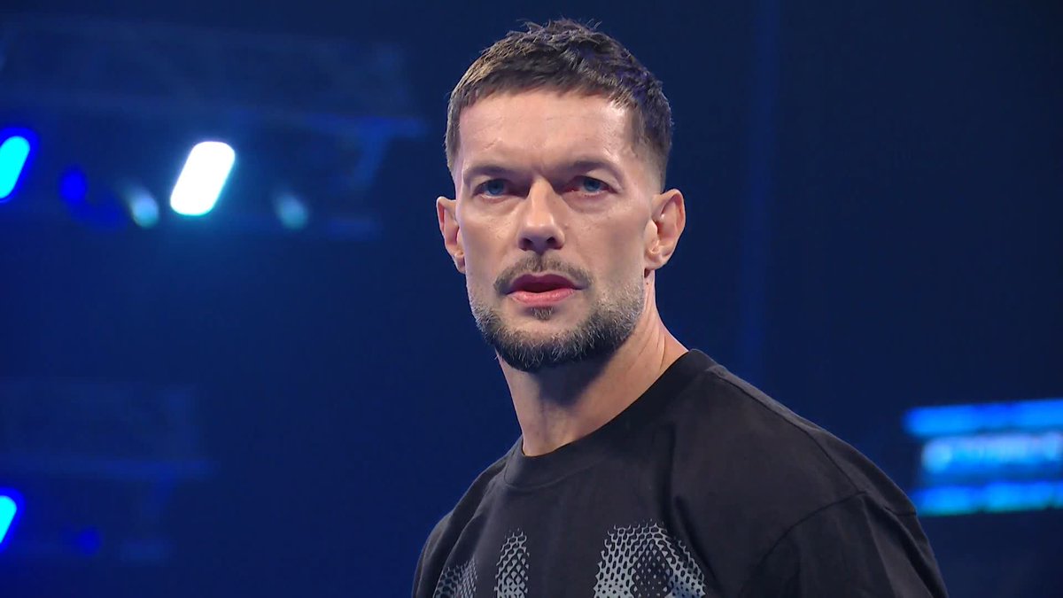 Run, Sami, run! Sami Zayn has enemies coming from EVERYWHERE. 👊 GUNTHER | Finn Bálor | Kevin