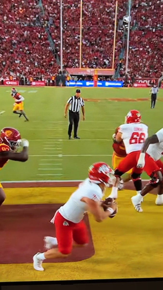 Brian Urlacher’s son forces the Fresno QB to run out of the end zone