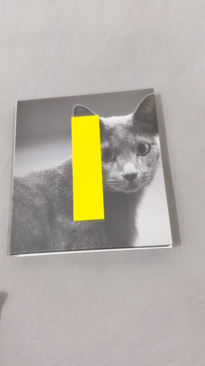 When the Sujus was told to choose the design of their album solo ver. that will represent the concept of "This is Love" and Hee wen and dedicated his solo album to Heebum 😭😭😭