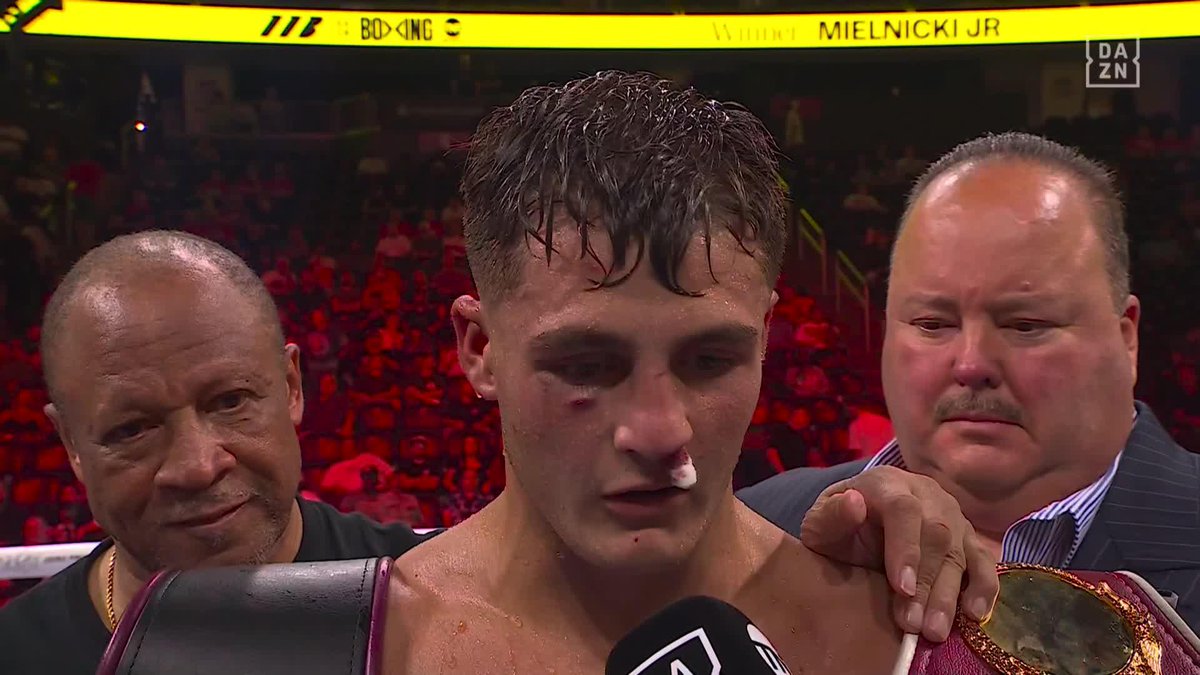 "I want a world title" 😤🏆 #TheFight | #RuizKnyba | Live NOW on DAZN and TNT ▪️