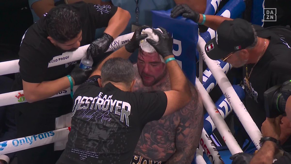 Ruiz corner talk 🍿 #TheFight | #RuizKnyba | Live NOW on DAZN and TNT ▪️