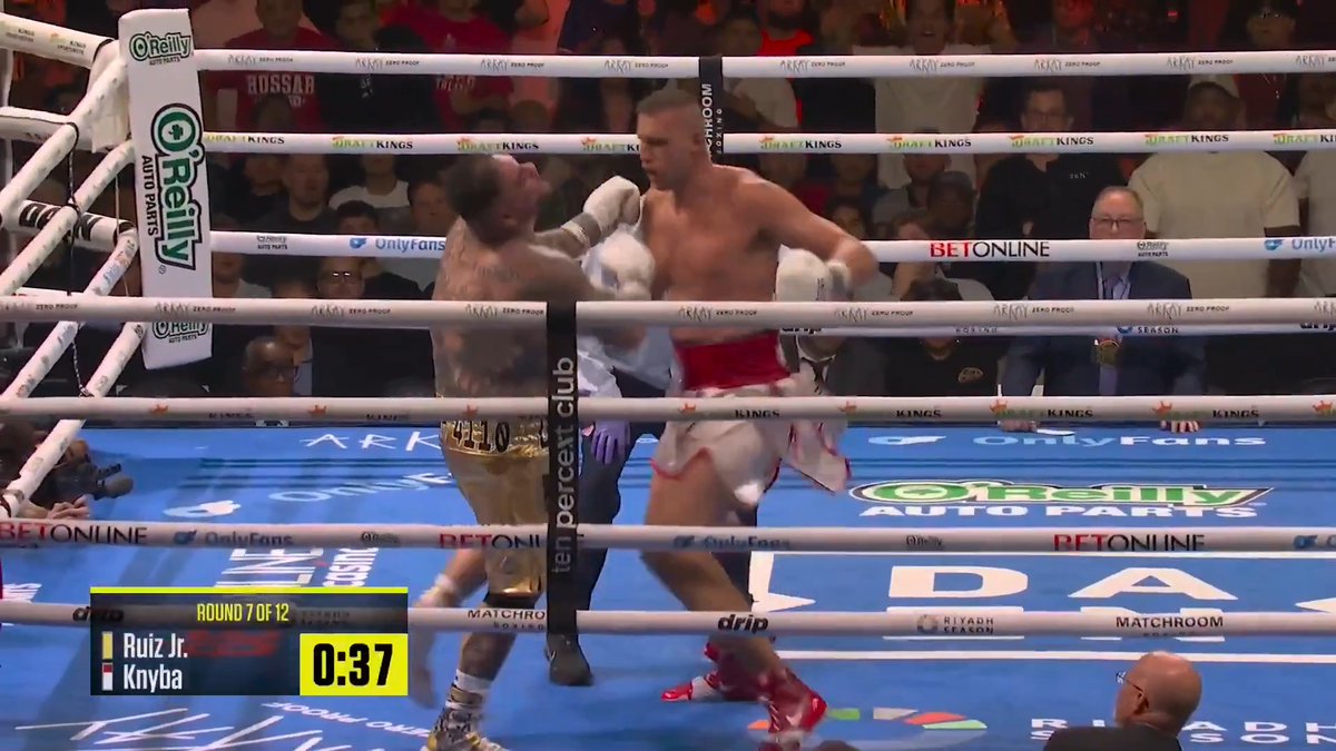 How did he survive?! 😱 The moment Damian Knyba FLOORED Andy Ruiz Jr in round 7 👀 #RuizKnyba Live NOW on DAZN & TNT 📺