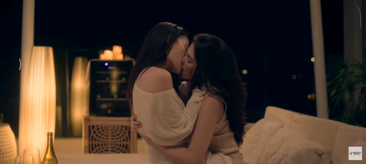 Did they film this without having breakfast? They look starving