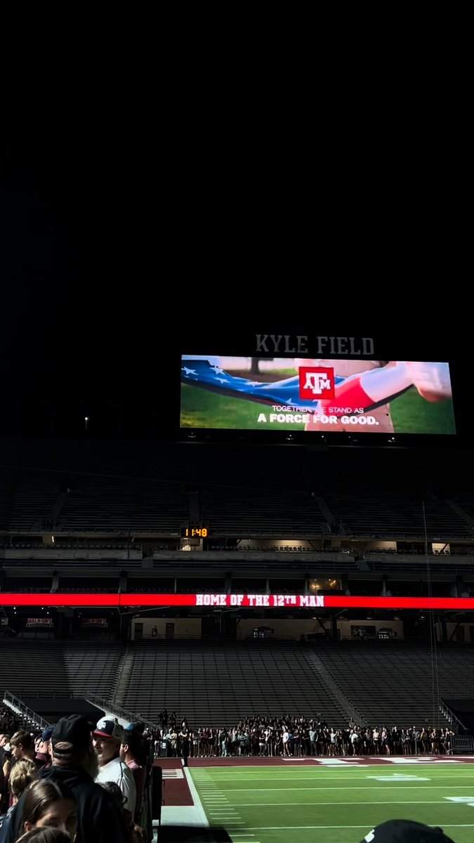 An Aggie anthem echoing throughout Kyle Field. 👍 #BTHOMissouriState