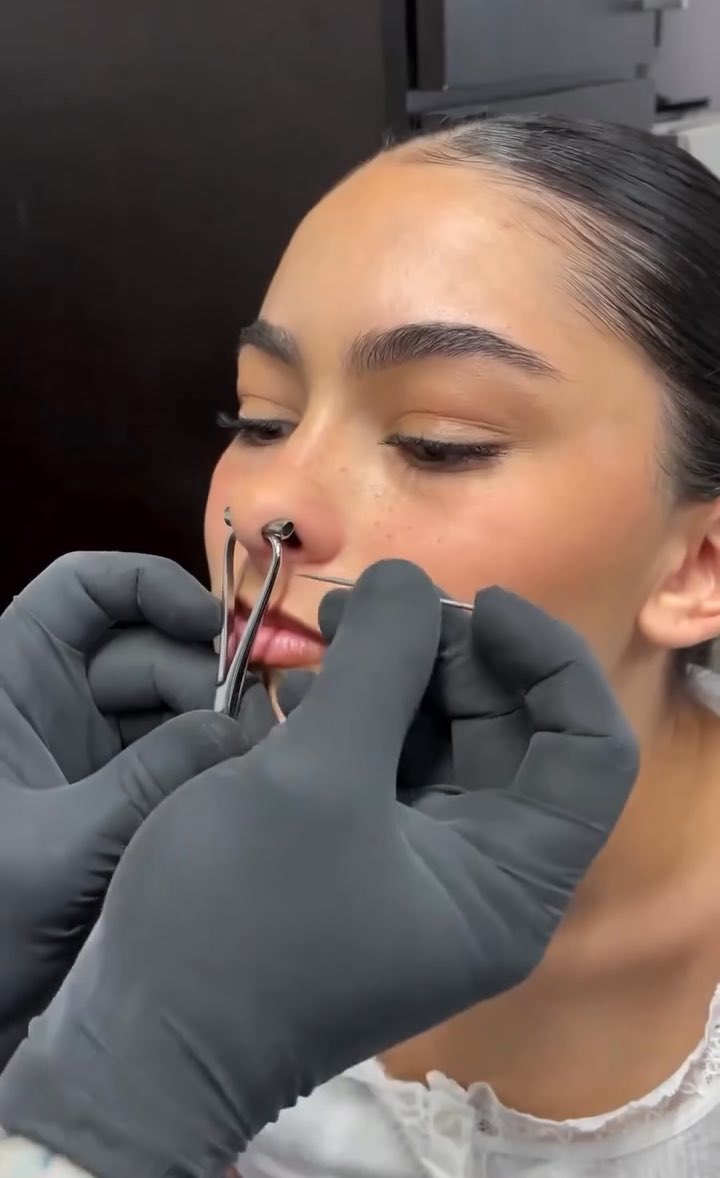 The whole process looked effortless, but was it really necessary 😬