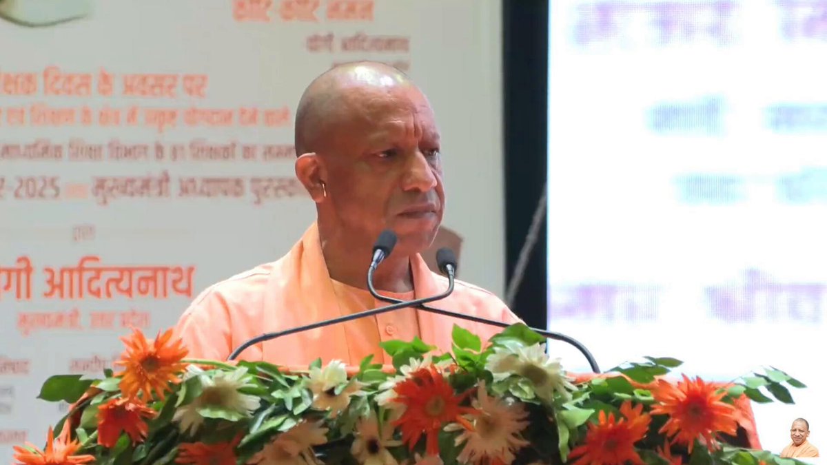 'मिशन शक्ति' के अंतर्गत कक्षा 9 से 12वीं तक की बालिकाओं को भी आत्मरक्षा का प्रशिक्षण उपलब्ध कराया जा रहा है...