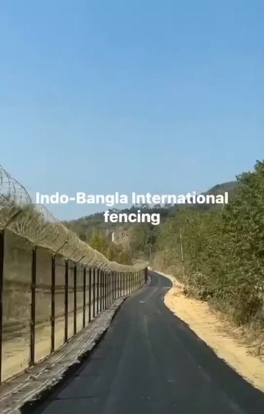 TRIPURA SECURES 805.99 KM OF BANGLADESH BORDER 🔥 Tripura has COMPLETED 805.99 km of barbed-wire fencing along its 856-km Bangladesh border. => Nearly 50 km remains unfenced amid difficult terrain, rivers, BGB objections and construction delays.