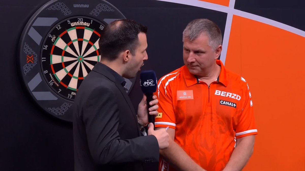 RATAJSKI TOO STRONG FOR WATTIMENA 💪 Krzysztof Ratajski continues his winning form over Jermaine Wattimena with a superb 6-2 win to kick off Round Two in Prague 101.5 average for the Polish Eagle! 📺 #ET12