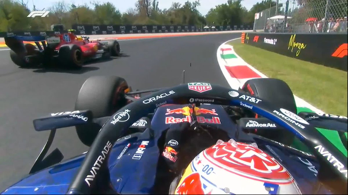 Max and Lewis going wheel to wheel down the main straight 😮 #F1 #ItalianGP
