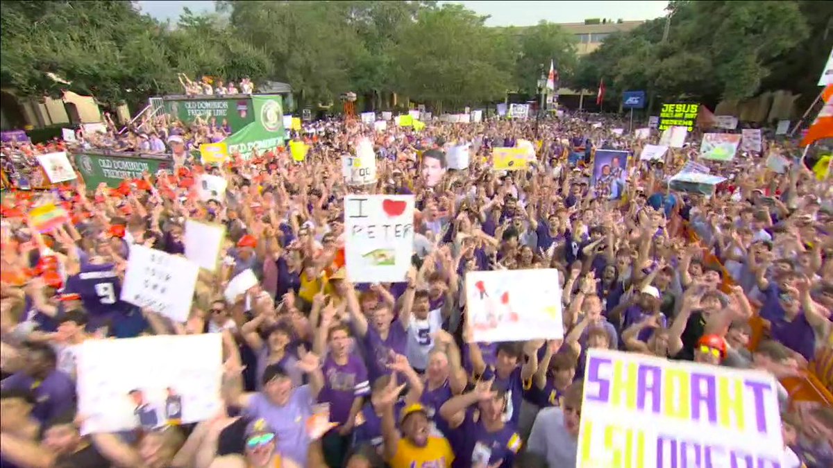 The sound of Rece Davis' voice on Saturday mornings 🧡 College GameDay is BACK!