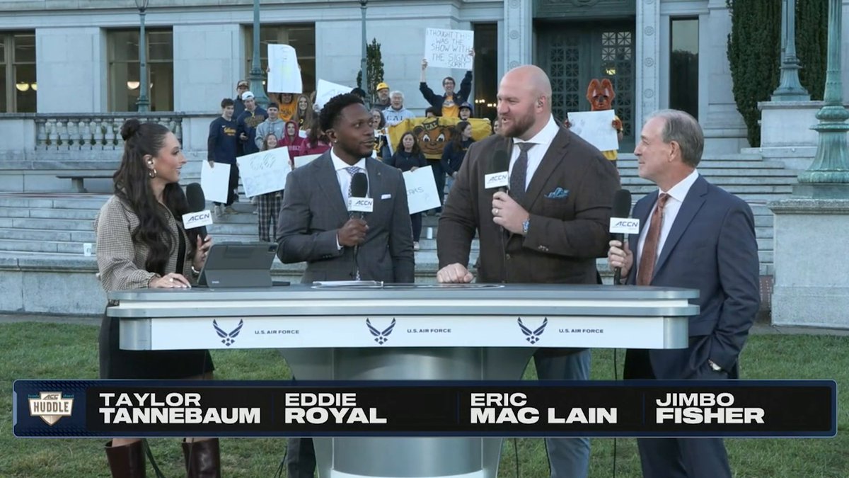 WE ARE SO BACK 🏈 ACC Huddle is live from Berkeley 🤩
