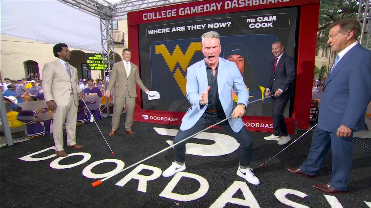 Pat brought out his O-Line shuffle at GameDay 😂🔥 Pat McAfee