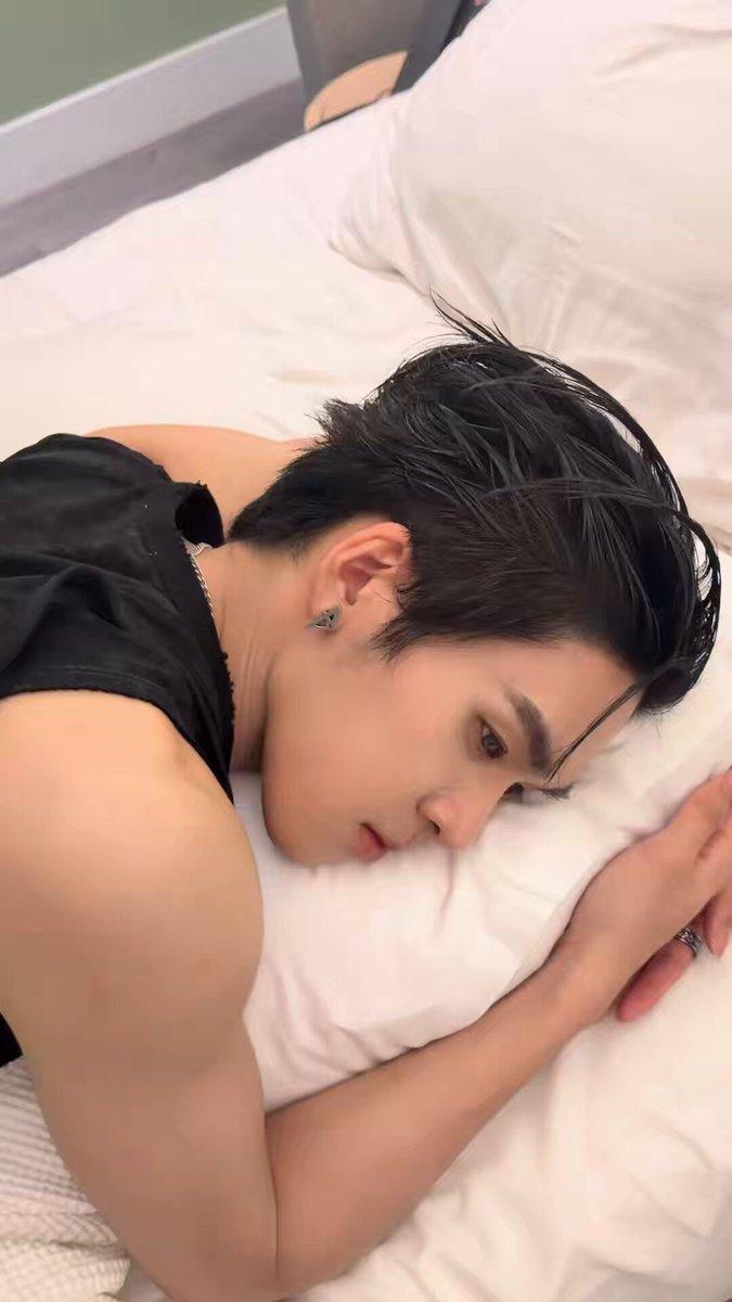 หนักมากกกกก ทุกคนว่าคุณพี่อู่อู๋เขาเปนไร ขอเติมใจให้พี่ผมด้วยการมาดูแฟนบอยกันเยอะหน่อยค้าบ MR FANBOY CHAPTER 2 #MrFanboyEP2