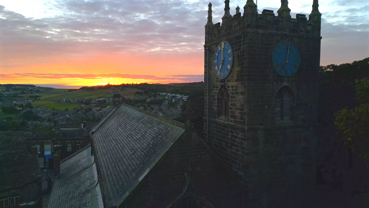 A video I filmed in Haworth. Hope everyone enjoys it :)