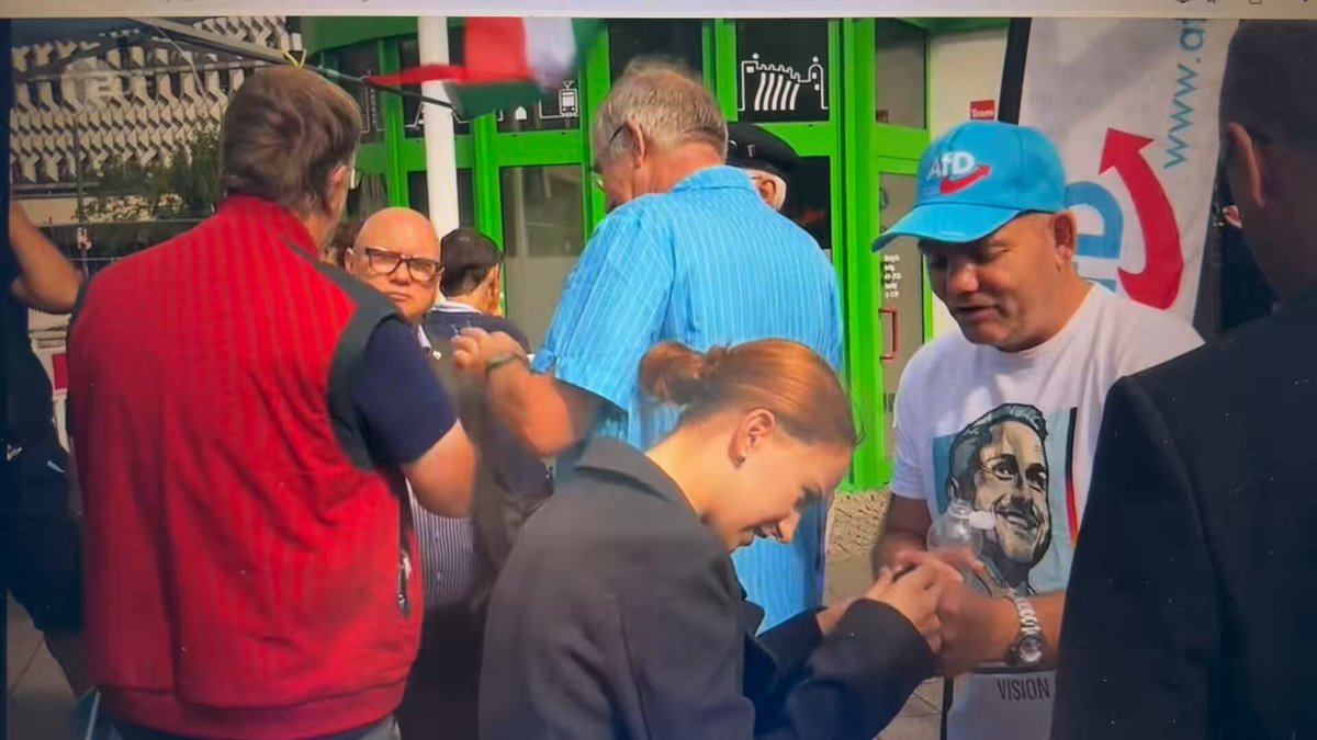 Das ZDF lässt hier jemand die These verbreiten, dass bei einem Wahlsieg der AfD wieder Juden in Deutschland vergast werden könnten. Da ist nichts mehr zu retten, das ZDF auflösen, zerschlagen und zwar sofort.