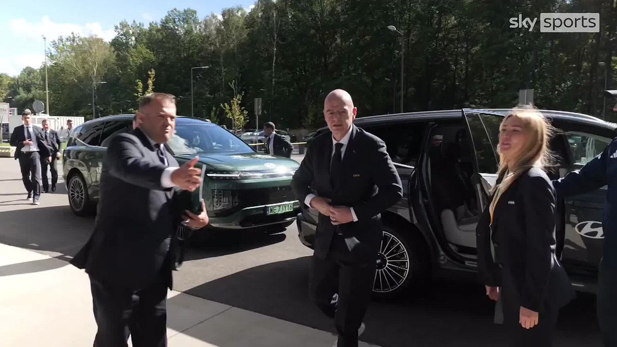 "There will be a right place and a right time... but it's not here" 🗣️ FIFA president Gianni Infantino won't be drawn on questions about his future and the current row with UEFA as he attends Women's U20 World Cup in Poland 🏆