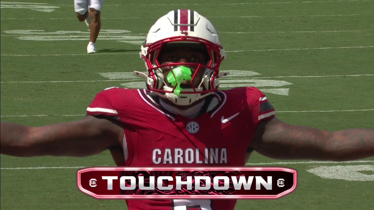 THIS DUO IS RED HOT TODAY 🔥 LaNorris Sellers finds Donovan Murph AGAIN 💪 South Carolina Football