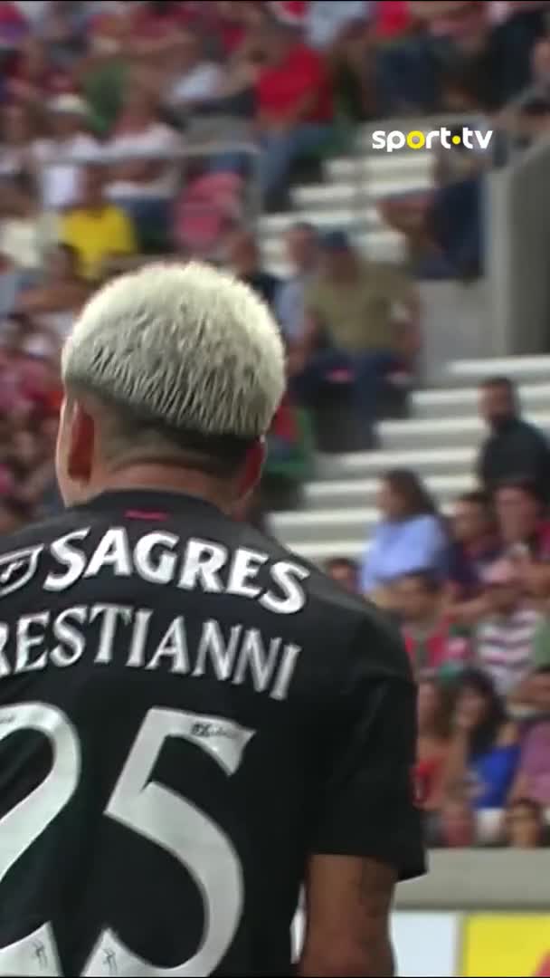 Que jogada individual de Prestianni.