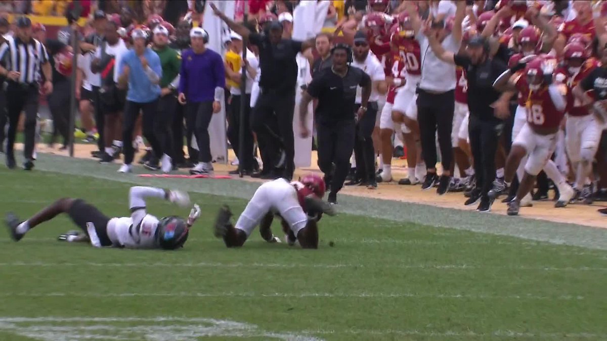 INT of the year candidate in Week 1 😱 #SCtop10