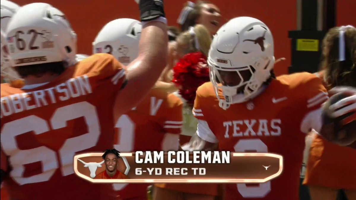 Arch Manning's first TD of the season goes to Cam Coleman 😤 Won't be the last we'll see of this Texas duo 🔥