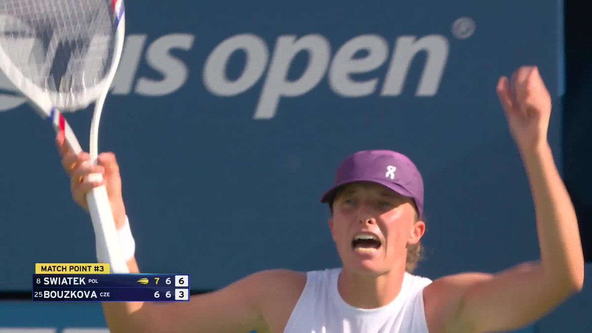 Iga Swiatek's mental fortitude 🧠 The 2022 champion digs deep to defeat Bouzkova 7-6, 7-6!
