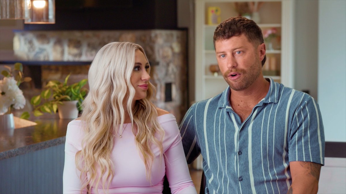 Nonmonogamy comes with a few rules. #DoubleLivesOfSuburbanWives Sundays at 10P on TLC.