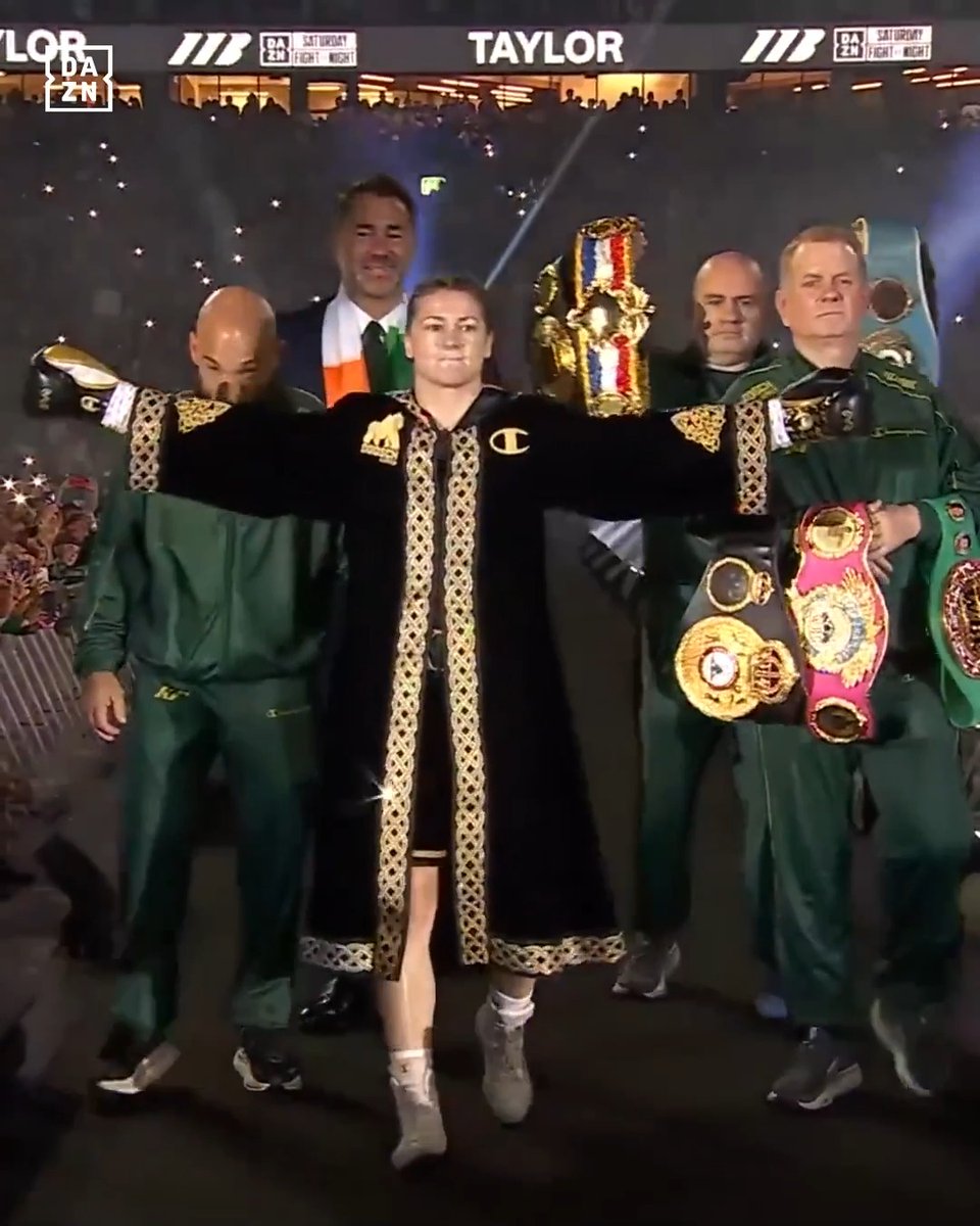 CROKE PARK LIGHTS UP FOR KATIE TAYLOR'S FINAL RINGWALK 🔥 #TaylorPili LIVE NOW on DAZN 📺