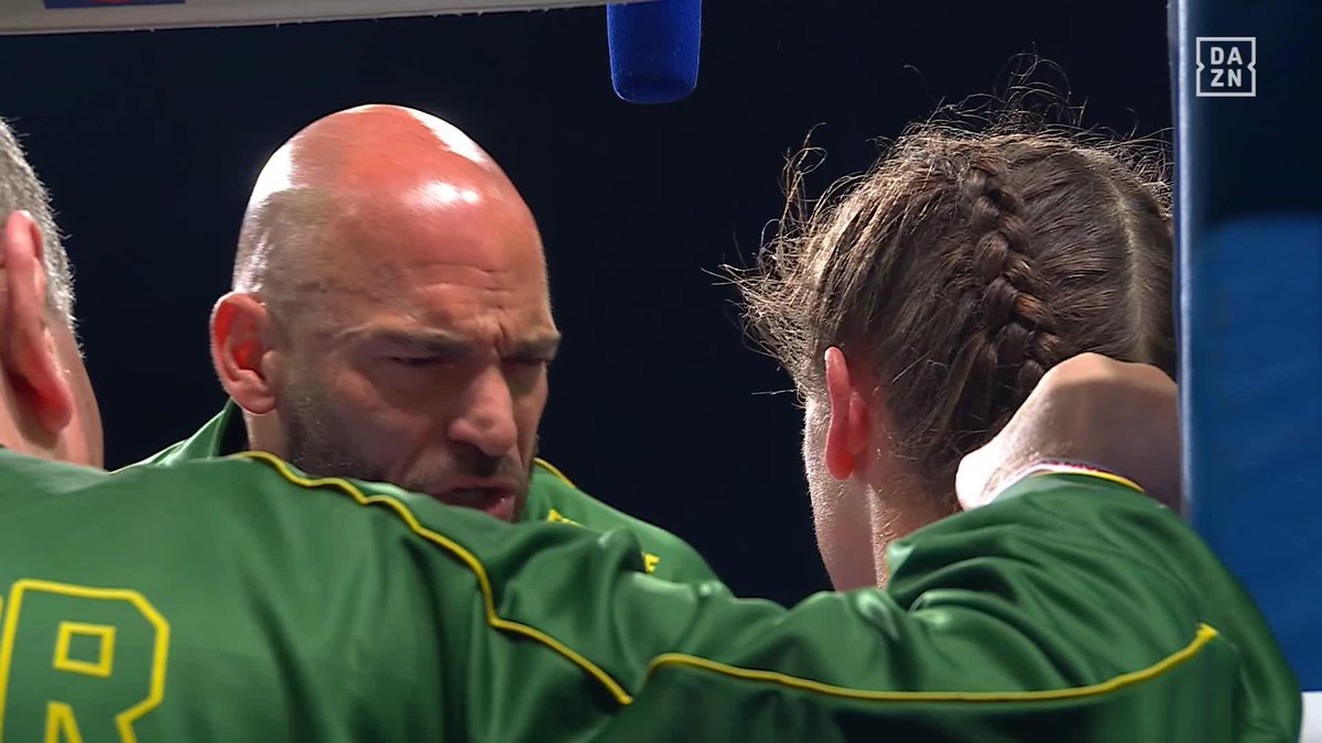 "Put it on her" 👀 Katie Taylor's trainer urges her to pick up the pace 😤 #TaylorPili | LIVE NOW on DAZN ▪️