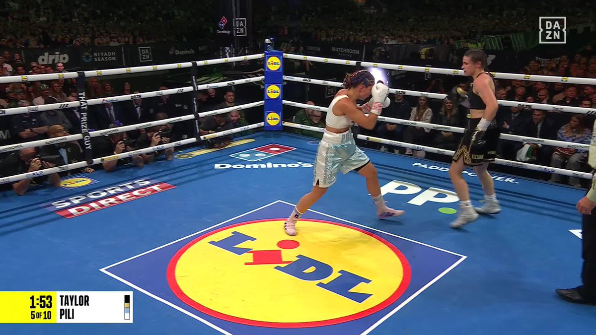 Even at 40, there aren't many with faster hands than Katie Taylor ⚡️ #TaylorPili | LIVE NOW on DAZN ▪️