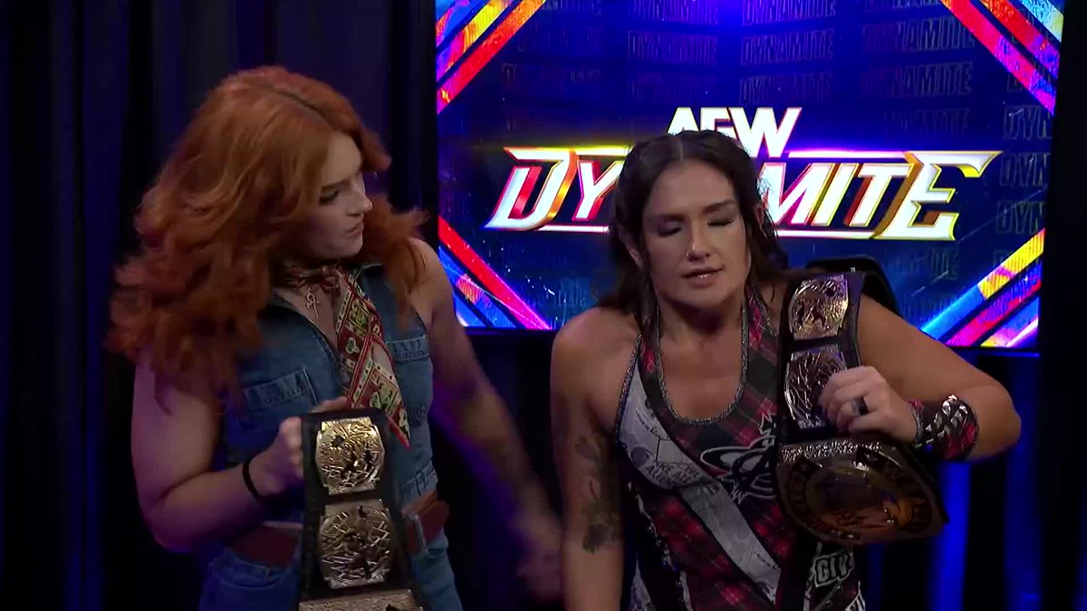 AEW Women’s World Tag Team Champions Brawling Birds (JAMIE HAYTER &amp; Alex Windsor) are willing to put their “Golden Gals” on the line at #AEWAllOut vs Divine Dominion! The catch? They want a CHICAGO STREET FIGHT! Watch #AEWCollision on TNT &amp; HBO Max