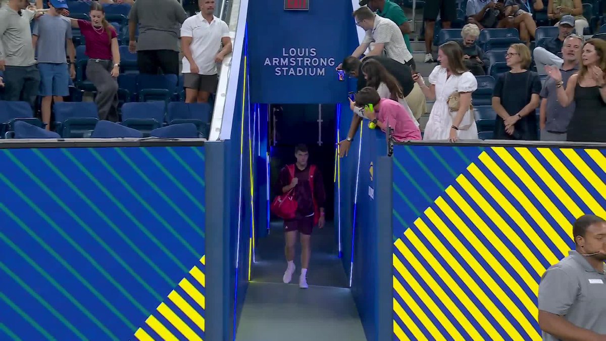 Mensik 🆚 Tien It's the youngest US Open men’s match in Round 3-or-beyond since Alcaraz def. Sinner in 2022.