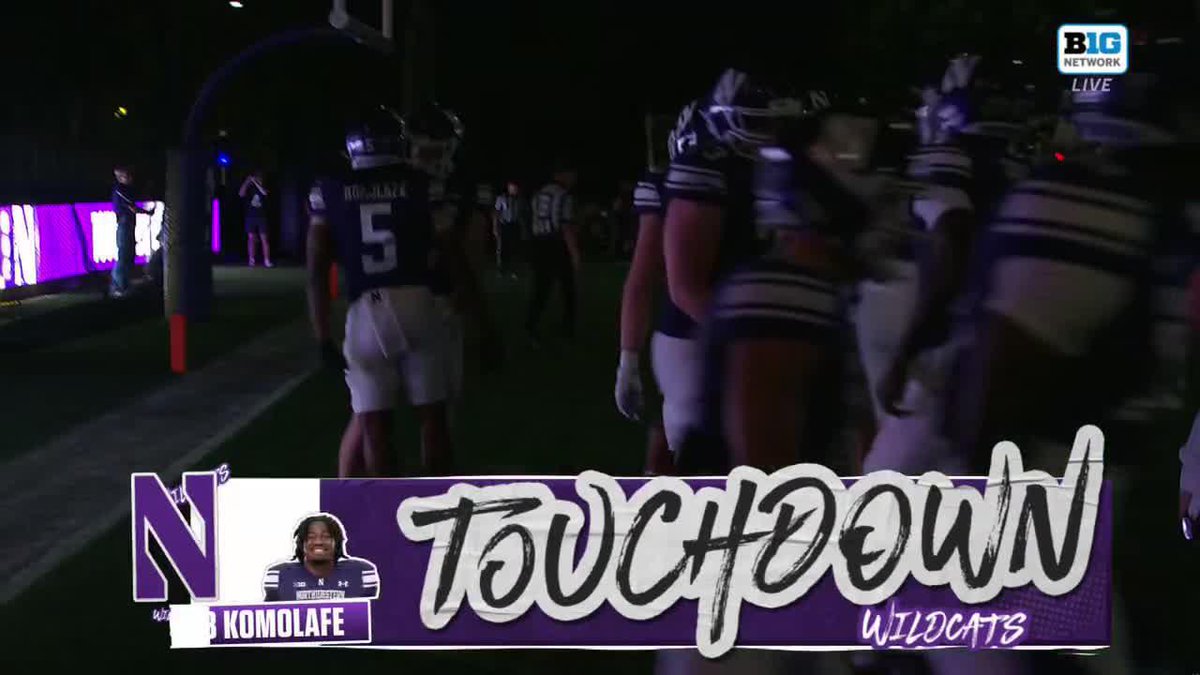TOUCHDOWN! Caleb Komolafe of Northwestern Football bulldozes into the endzone 💪