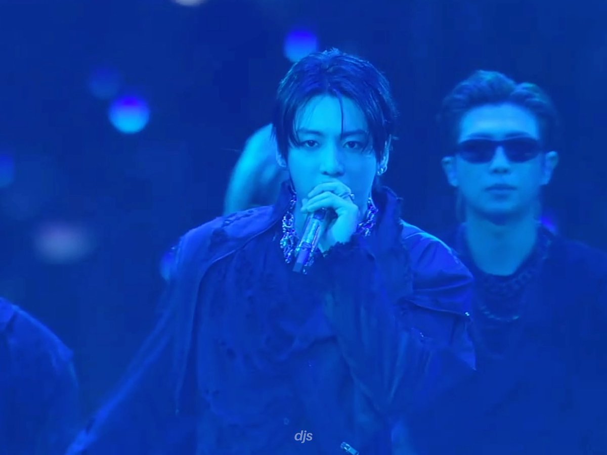 jungkook’s voice sounding raspy at this part is SO GOOD😭