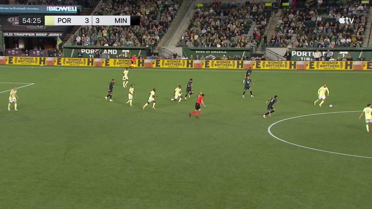 Vincent Janssen HAT TRICK! 🎩🎩🎩 Portland Timbers retake the lead!