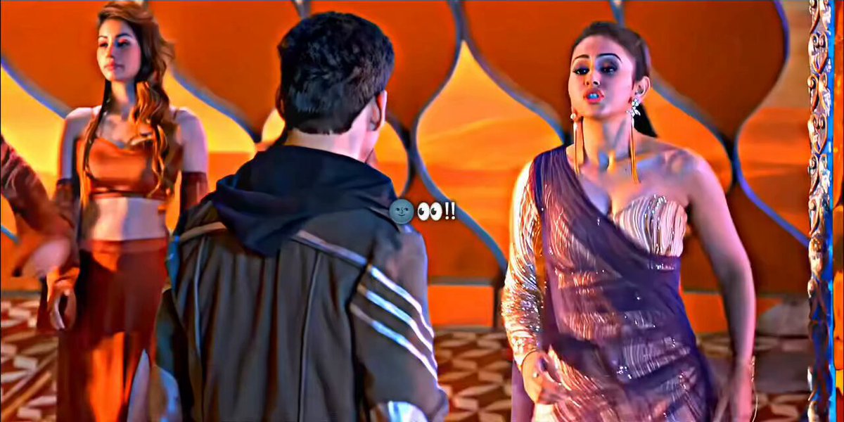 E Song Lo Rakul Sexy Untadhi 🤤🌚