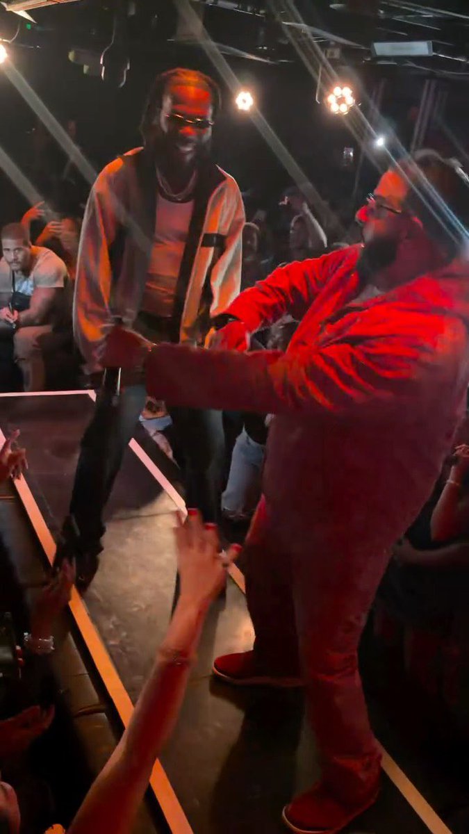 BURNA BOY AND DJ KHALED LAST NIGHT IN LONDON. TOTAL SHUTDOWN! 😂😂😂😂🔥