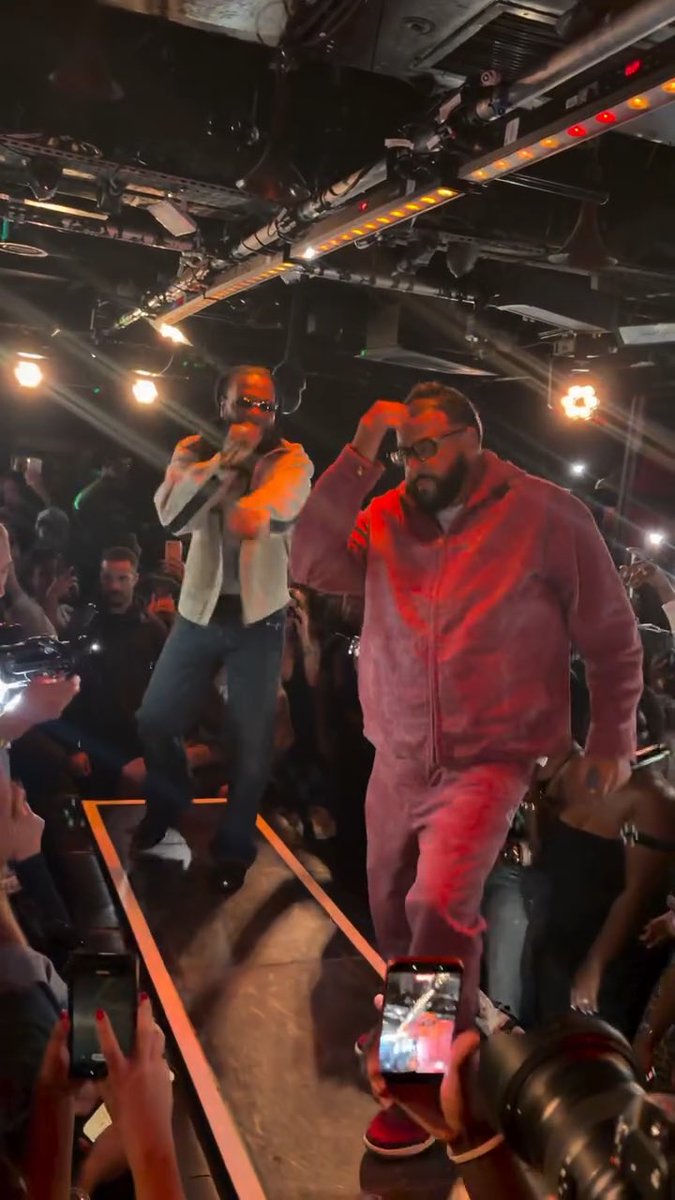 🚨Burna Boy &amp; Dj Khaled performing Together at Tape, London Last Night 🇬🇧 🤩