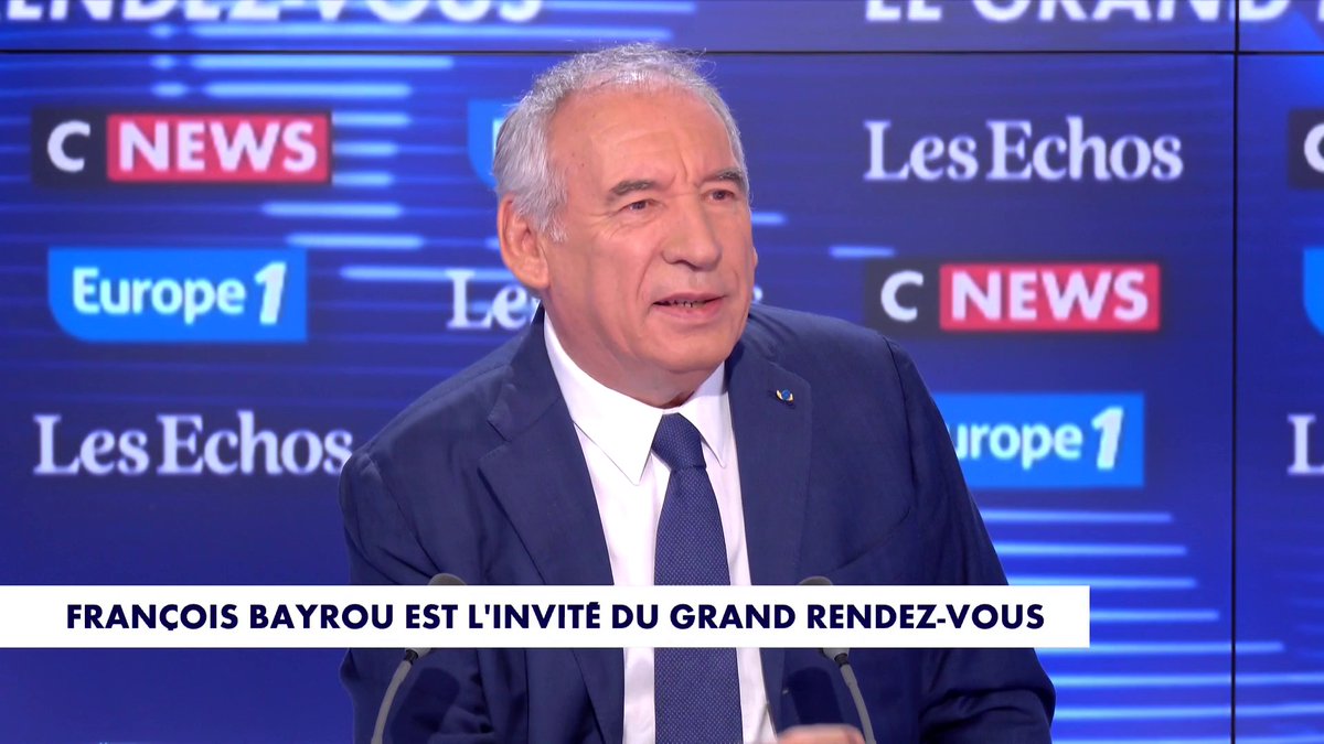 «Il faut organiser une compétition loyale entre tous ceux qui partagent l'impératif d'écarter les extrêmes», estime François Bayrou, ancien Premier ministre et président du Modem, dans #LeGrandRDV Toute l'info est à retrouver sur