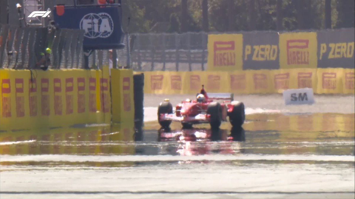 Seb 🤝 Donuts 🍩🍩🍩 #F1 #ItalianGP Scuderia Ferrari HP