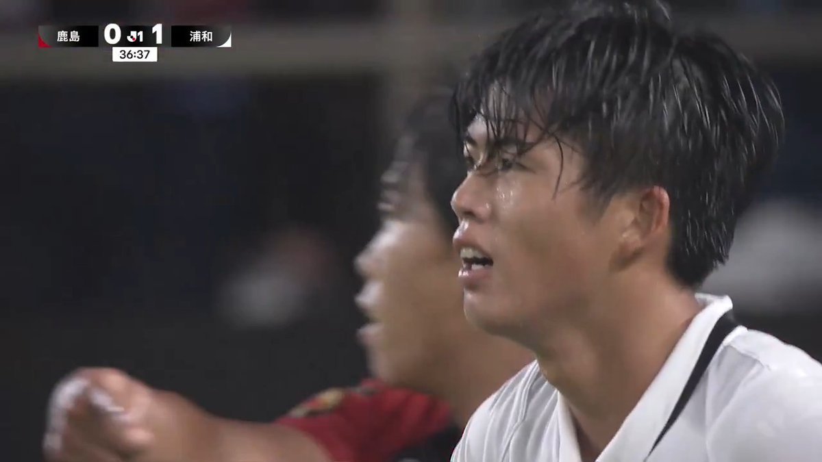 初スタメンとなった #稲垣篤志 が力強いプレーを披露👏👏👏 #UrawaRedDiamonds #urawareds #浦和レッズ #matchplayback #WeareREDS #Jリーグ